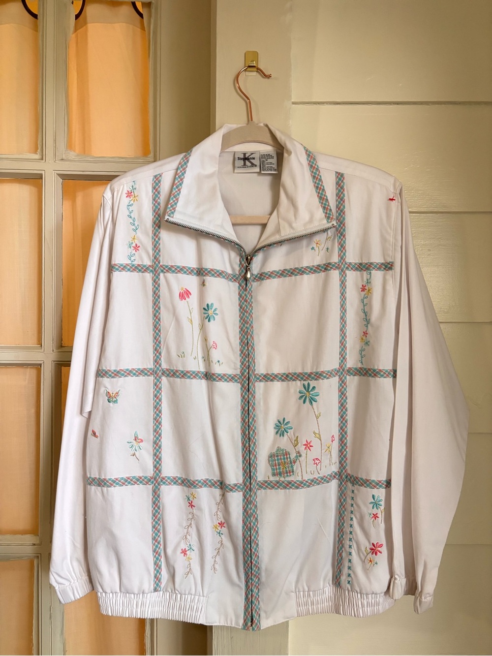 Vintage Stephanie by Koret zip-up jacket featuring colorful floral embroidery, b